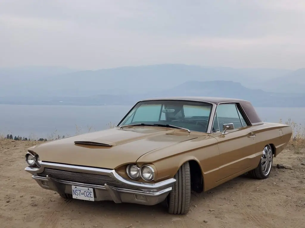 1964 Ford Thunderbird