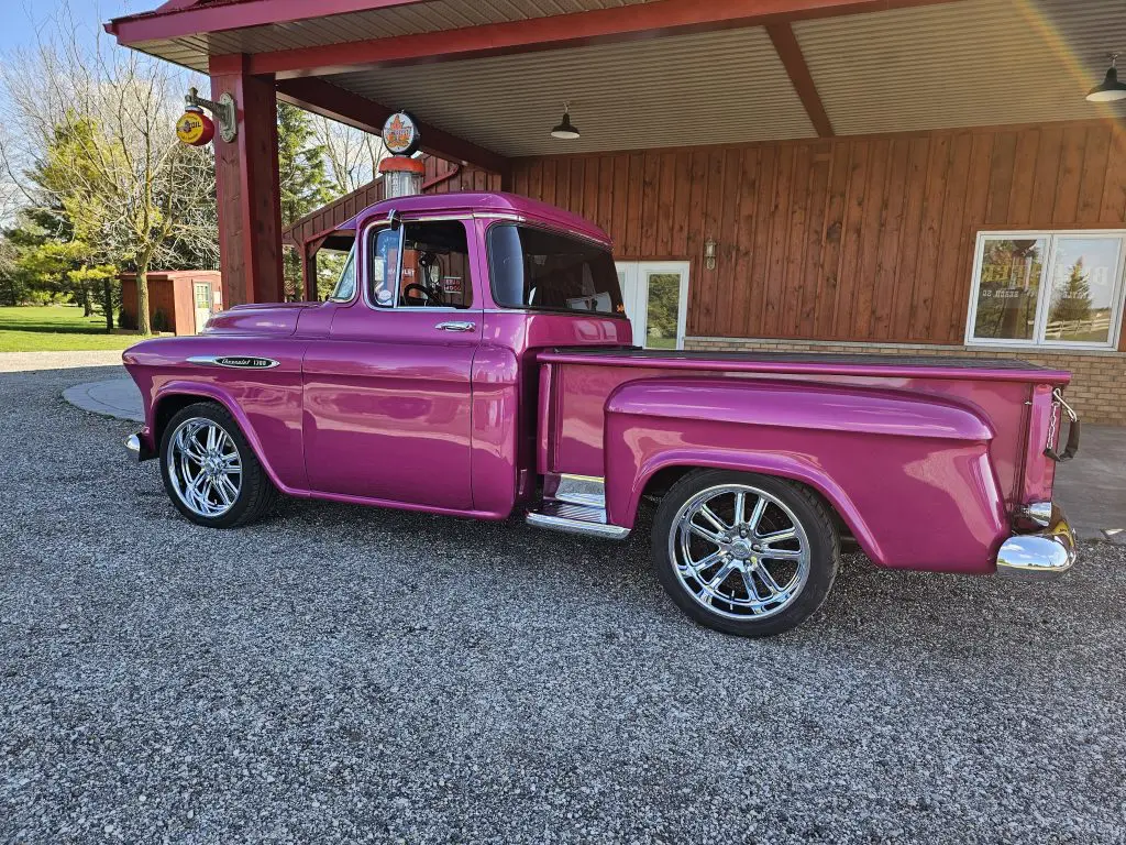 1957 Chevrolet 1300 Big Window