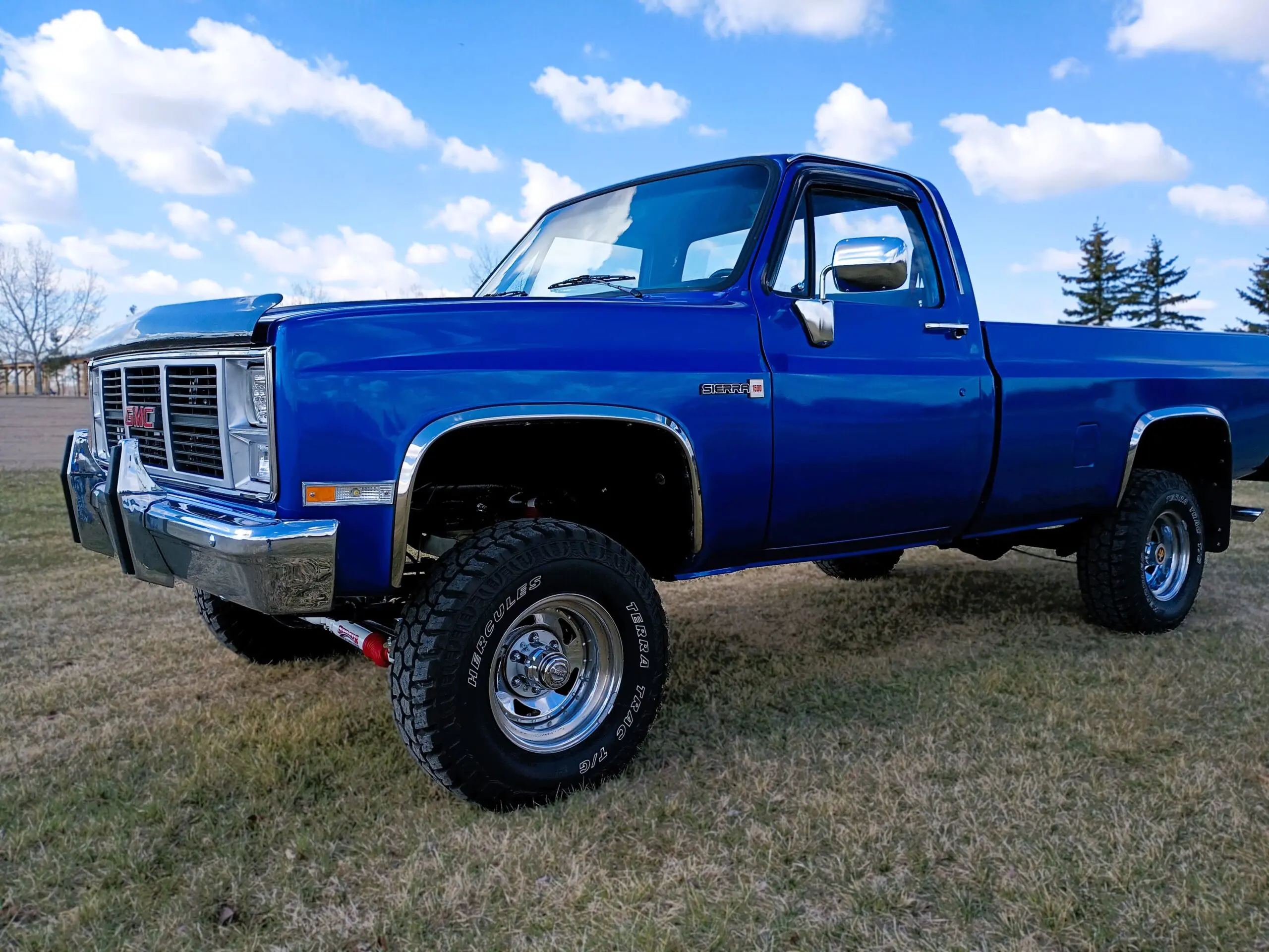 1984 GMC SIERRA 1500 RESTOMOD SQUAREBODY 572 BBC