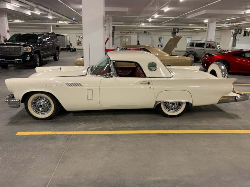 1957 Ford Thunderbird