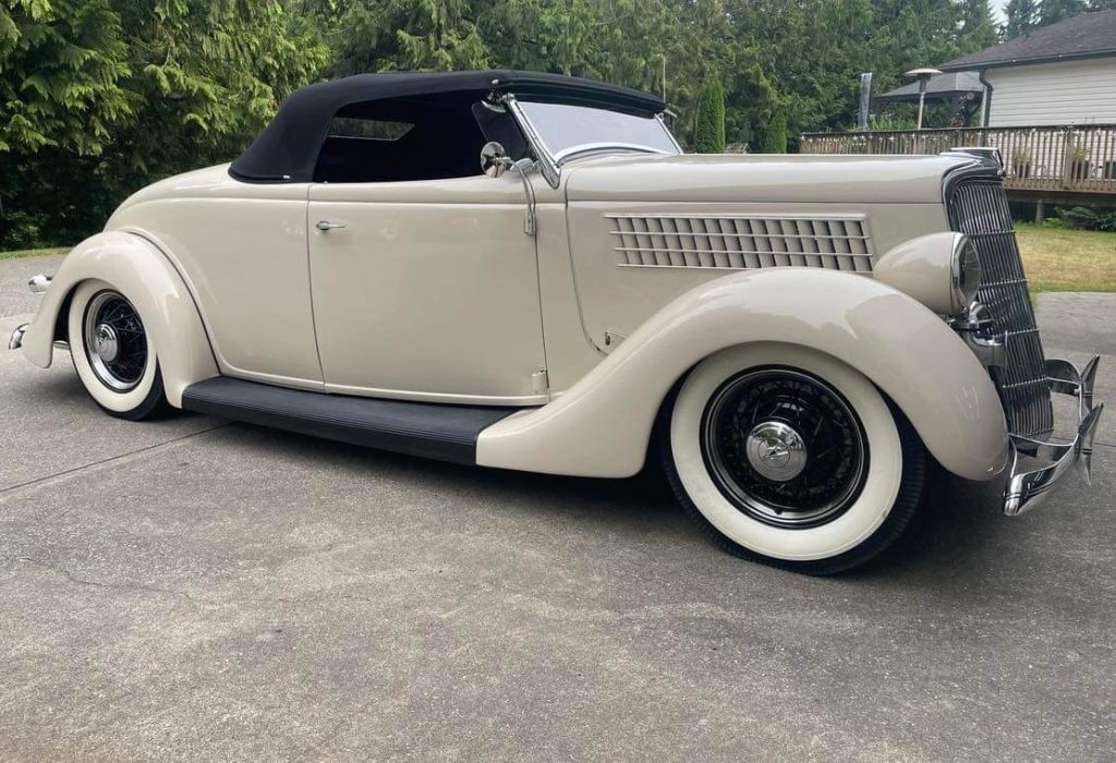 1935 Ford Roadster